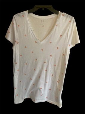 GAP Peach Shirt 🍑